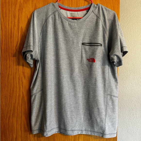North Face Men’s Shirt - Picture 1 of 3